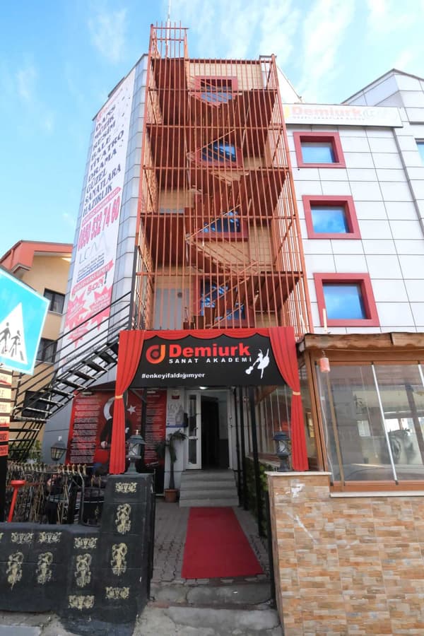 Demiurk Sanat Akademi Bale Kursu - 10. Fotoğraf Demiurk Sanat Akademi Bale Kursu - 10. Fotoğraf