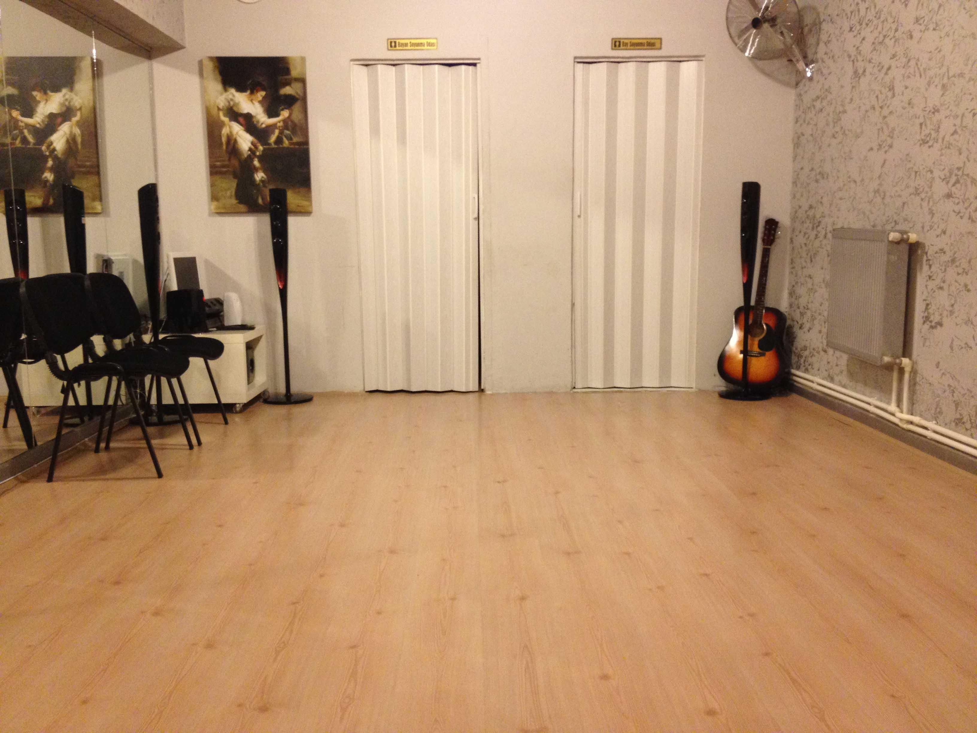 Crypto Dans Stüdyosu Bale Kursu