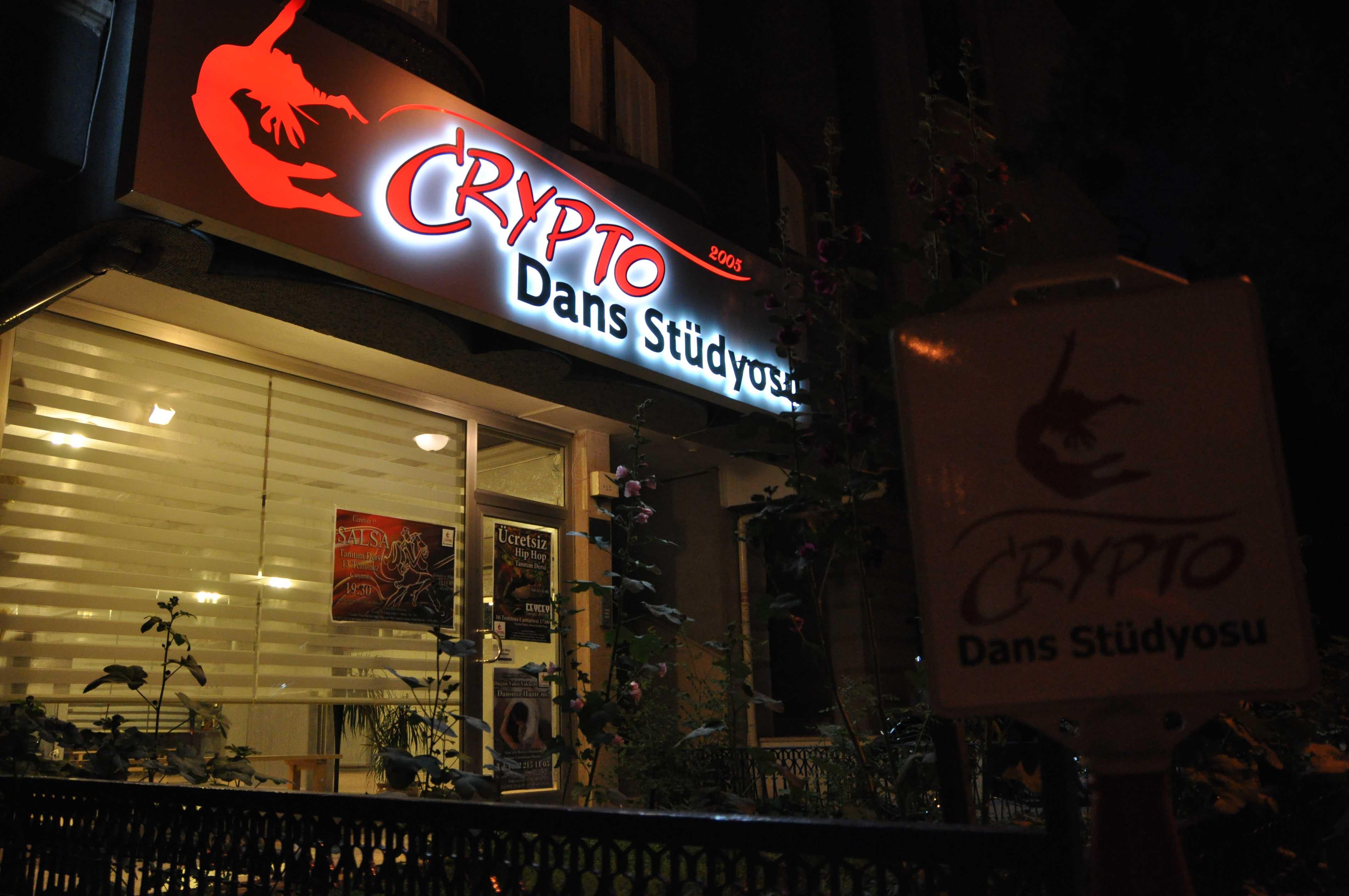 Crypto Dans Stüdyosu Bale Kursu