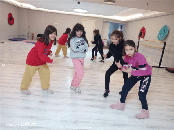 Broadway Sanat Akademi - 9. Fotoğraf Broadway Sanat Akademi - 9. Fotoğraf