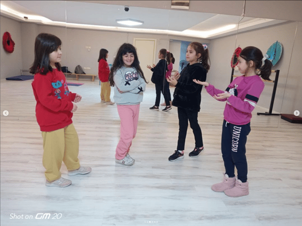 Broadway Sanat Akademi - 10. Fotoğraf Broadway Sanat Akademi - 10. Fotoğraf