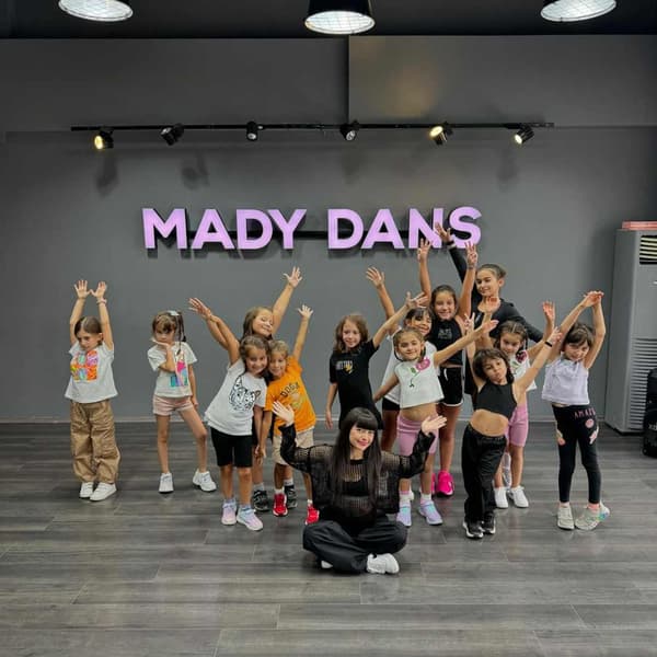 Mady Dans ve Bale - 15. Fotoğraf