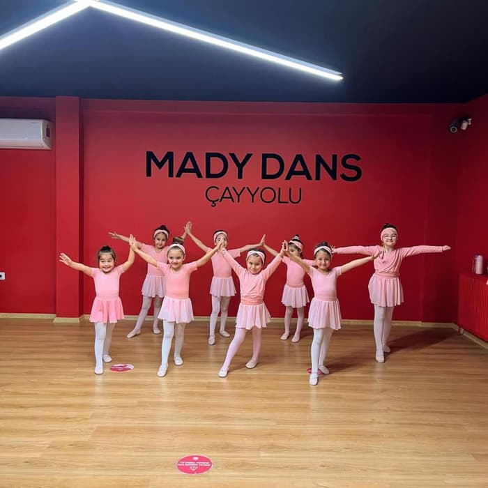 Mady Dans ve Bale - 1. Fotoğraf