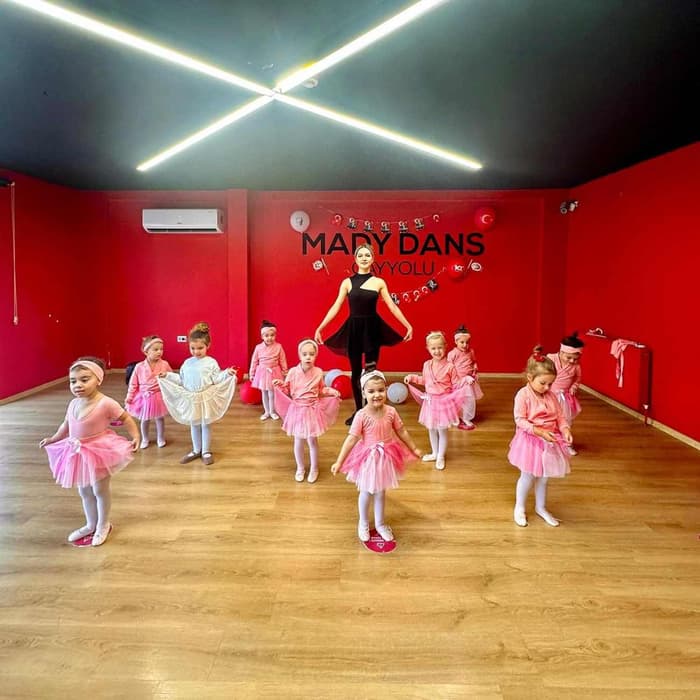 Mady Dans ve Bale - 2. Fotoğraf